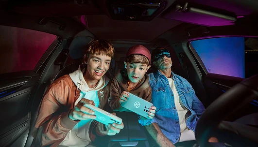 Online navigation and entertainment